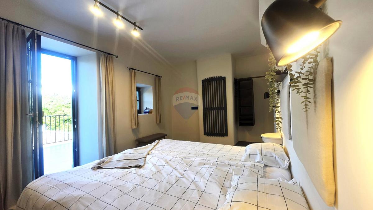 Istria, Buje-Triban – Casa ristrutturata con piscina