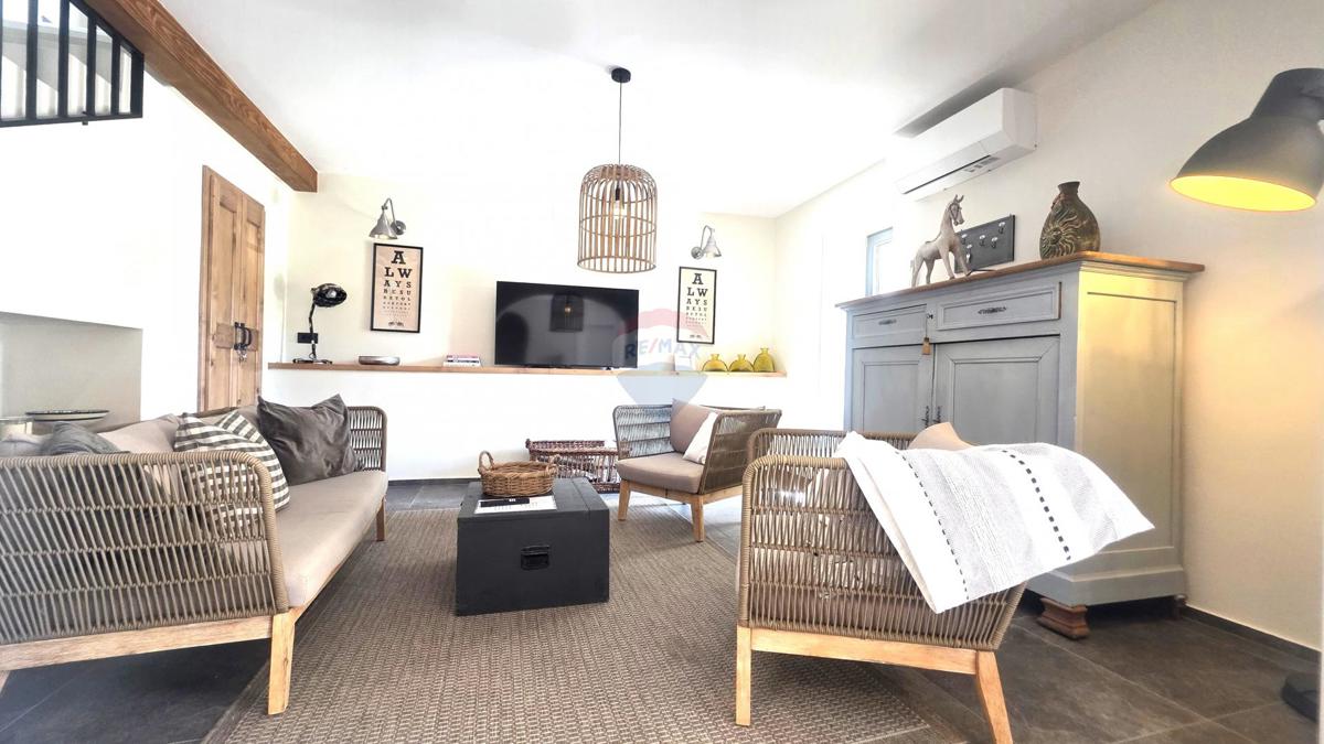 Istria, Buje-Triban – Casa ristrutturata con piscina