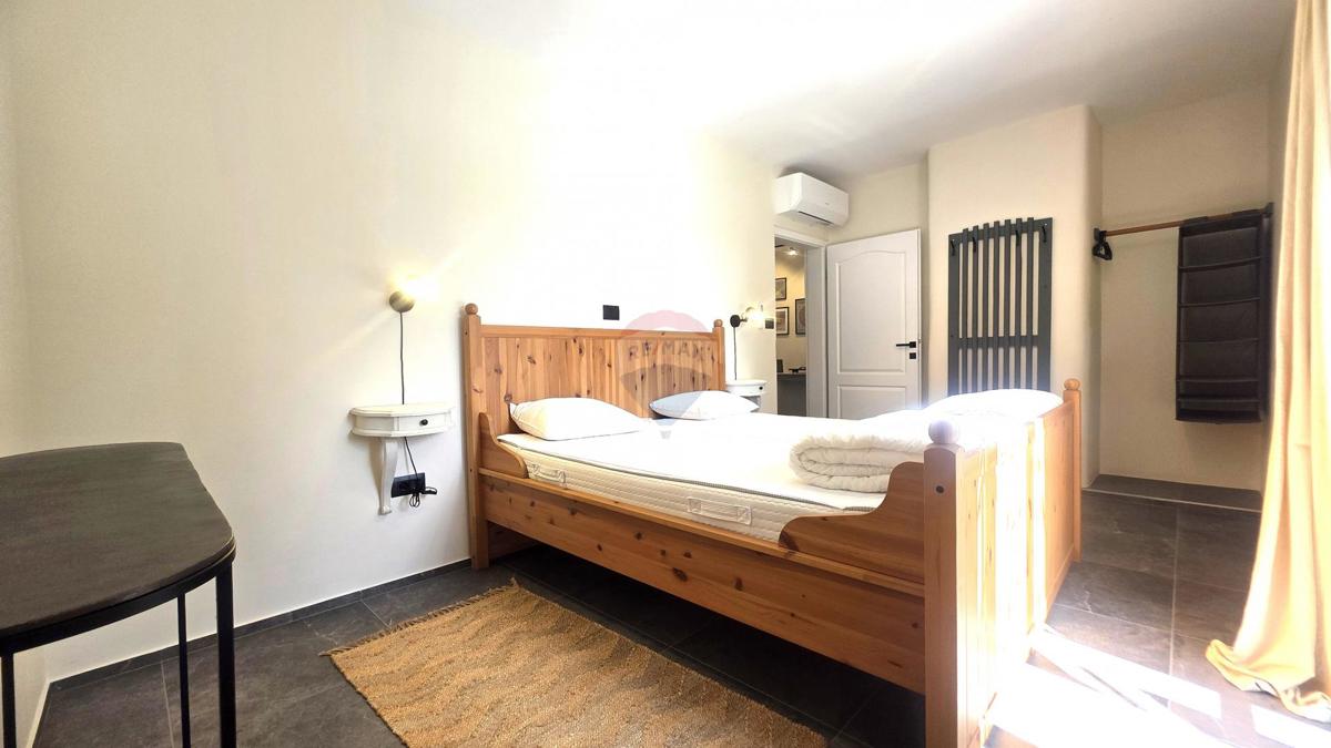 Istria, Buje-Triban – Casa ristrutturata con piscina