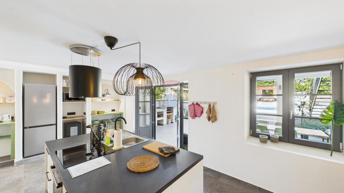 Istria, Buje-Triban – Casa ristrutturata con piscina