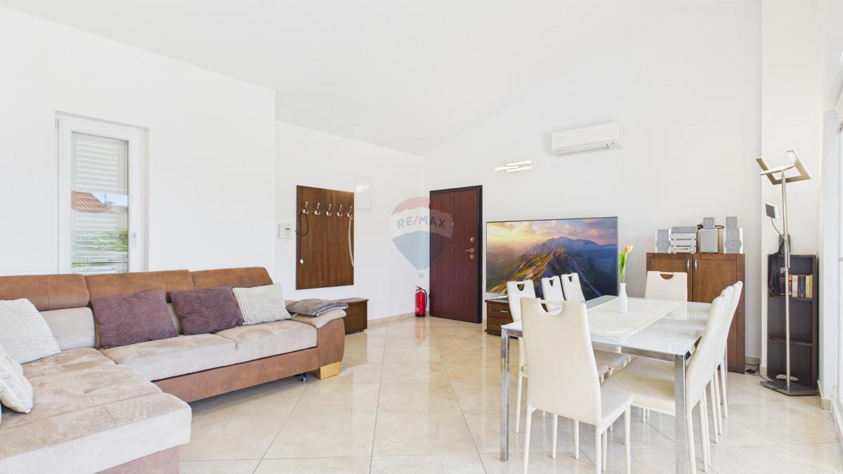 Appartamento Smokvica Krmpotska, Novi Vinodolski, 90m2