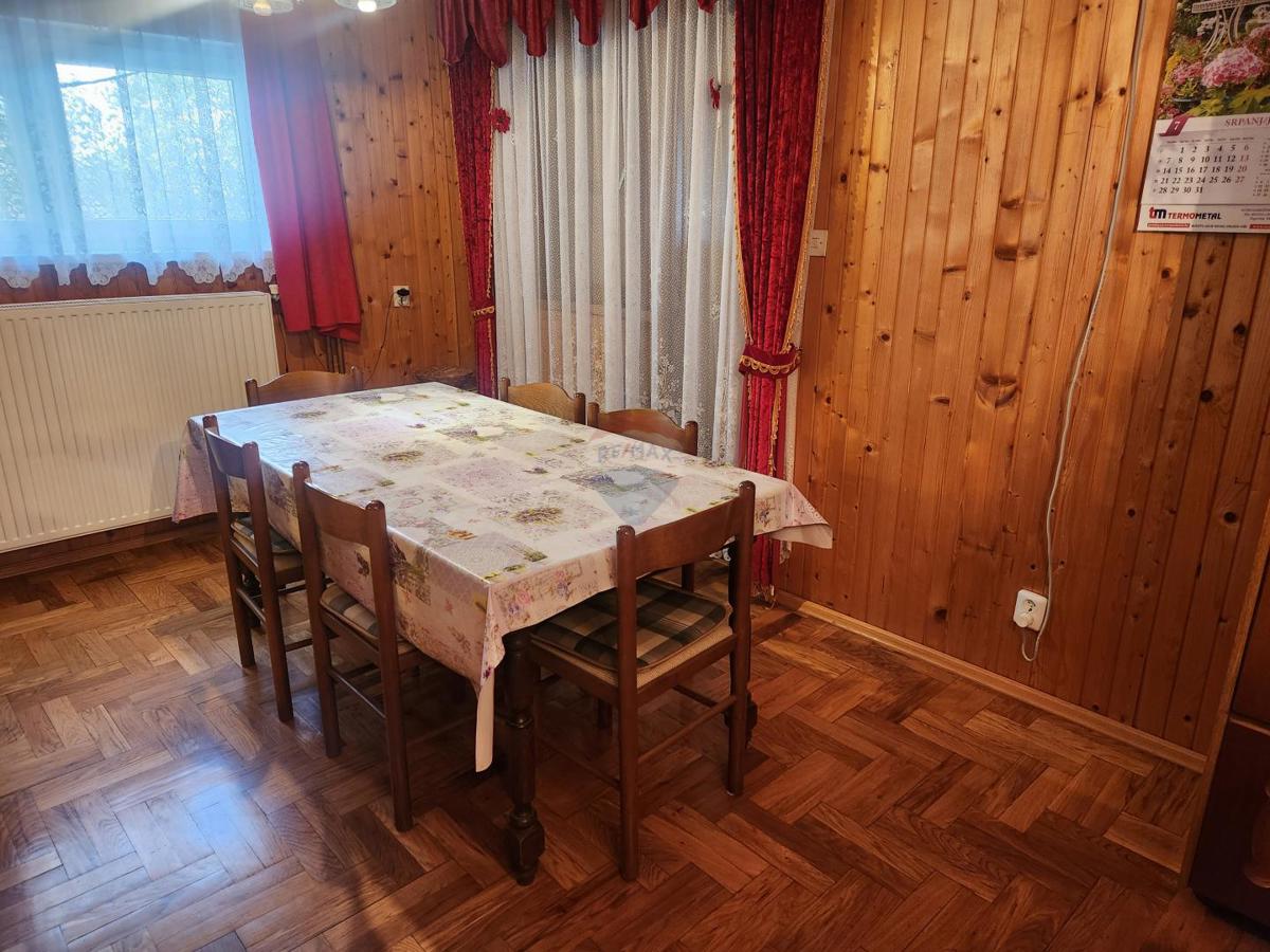 Casa Gornja Trnovitica, Velika Trnovitica, 181m2