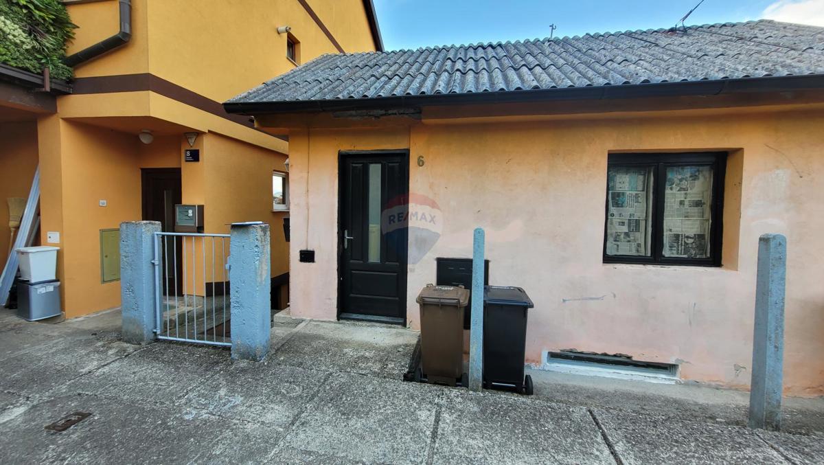 Casa Laščina, Maksimir, 64m2