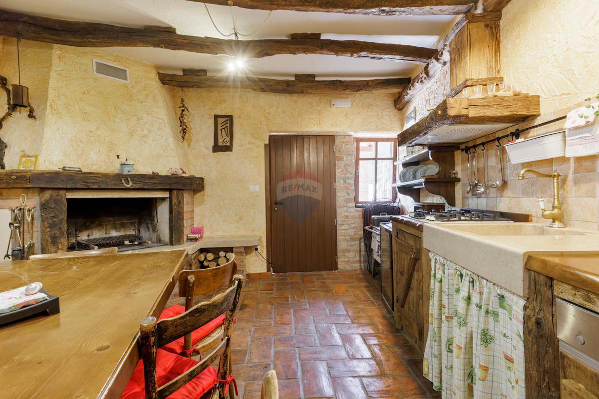 Casa Brseč, Mošćenička Draga, 104m2