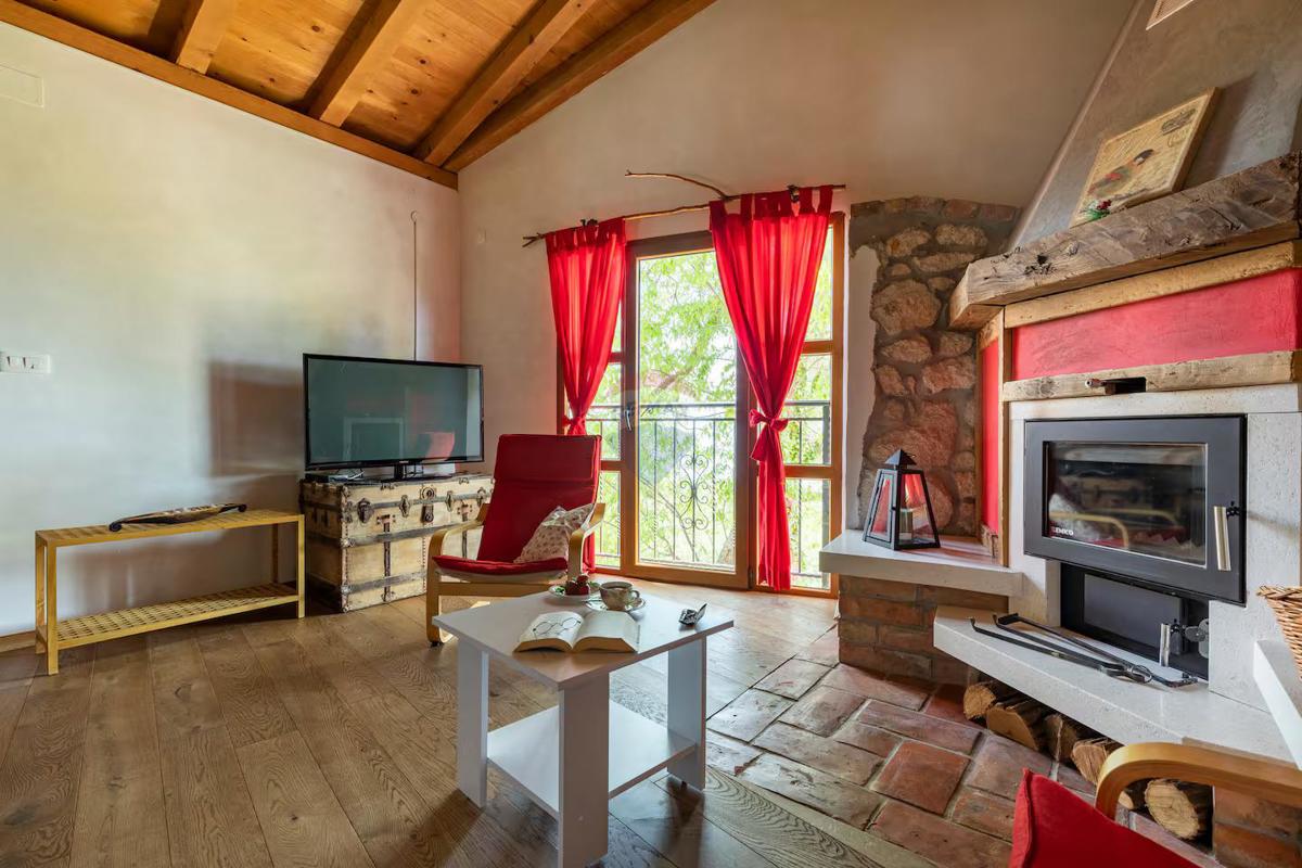 Casa Brseč, Mošćenička Draga, 104m2