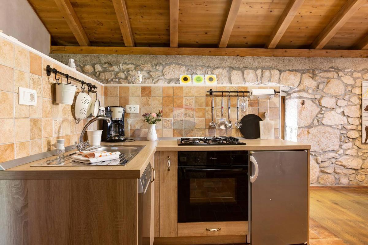 Casa Brseč, Mošćenička Draga, 104m2