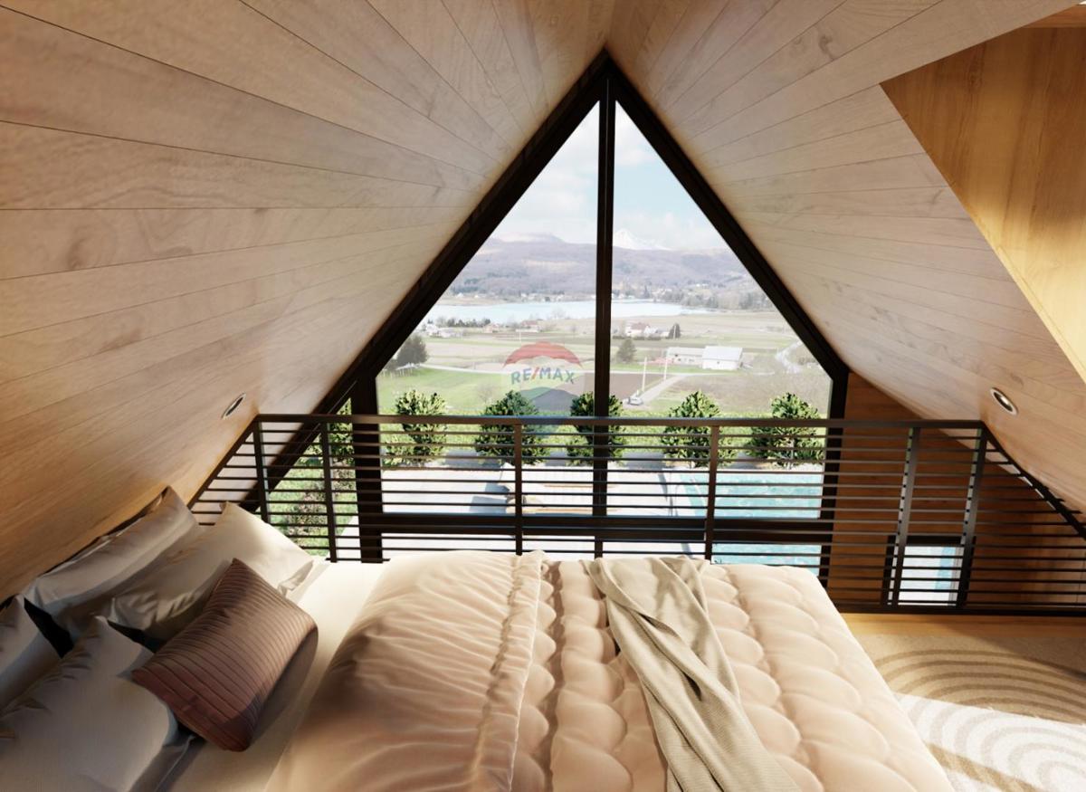 Ogulin, Lago Sabljaci | Progetto di sviluppo con due case moderne con piscina