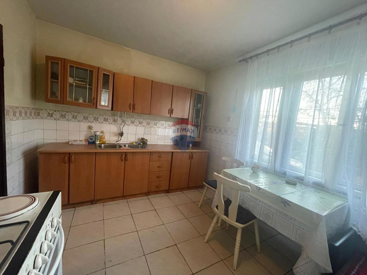 Casa Galdovo, Sisak, 202m2