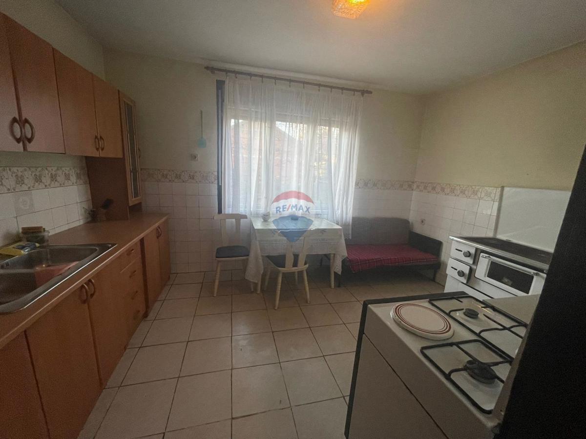 Casa Galdovo, Sisak, 202m2