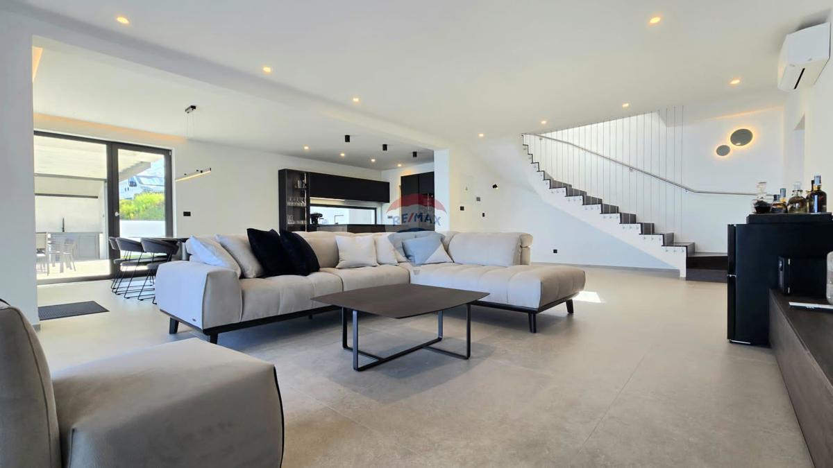 Casa Lovran, 236,95m2