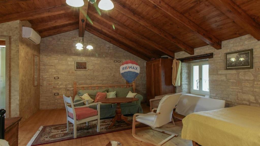 Casa Smoljanci, Svetvinčenat, 138m2