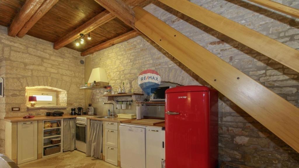 Casa Smoljanci, Svetvinčenat, 138m2