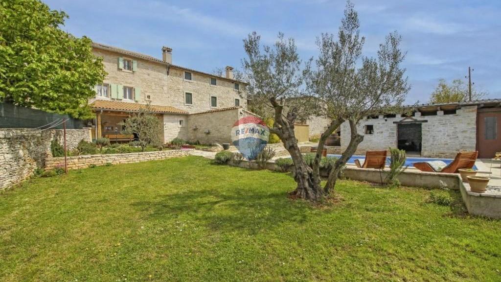 Casa Smoljanci, Svetvinčenat, 138m2