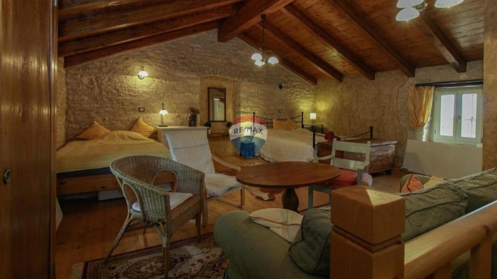 Casa Smoljanci, Svetvinčenat, 138m2