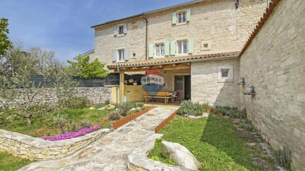 Casa Smoljanci, Svetvinčenat, 138m2