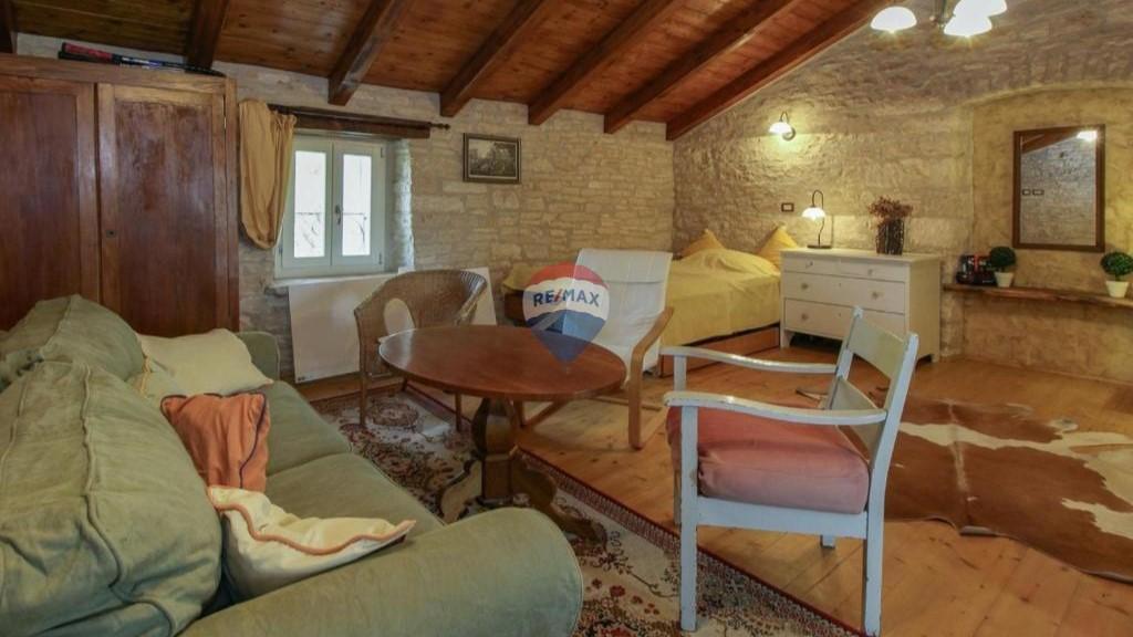 Casa Smoljanci, Svetvinčenat, 138m2