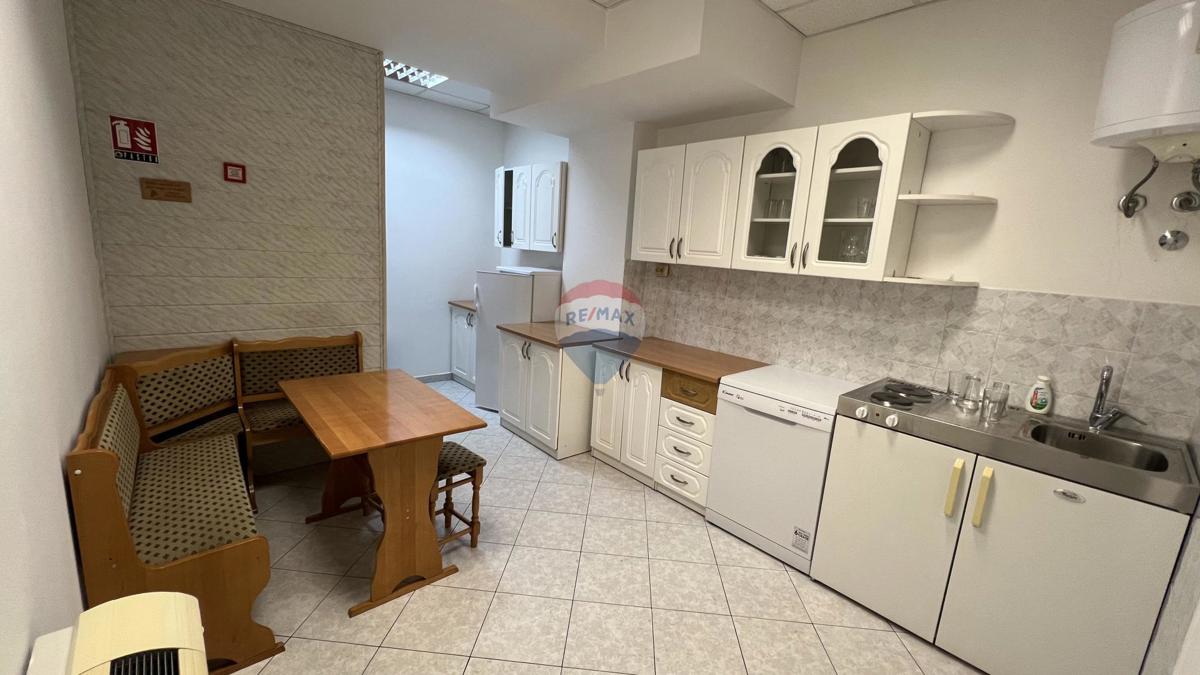 Attività commerciale Rastočine, Rijeka, 324m2