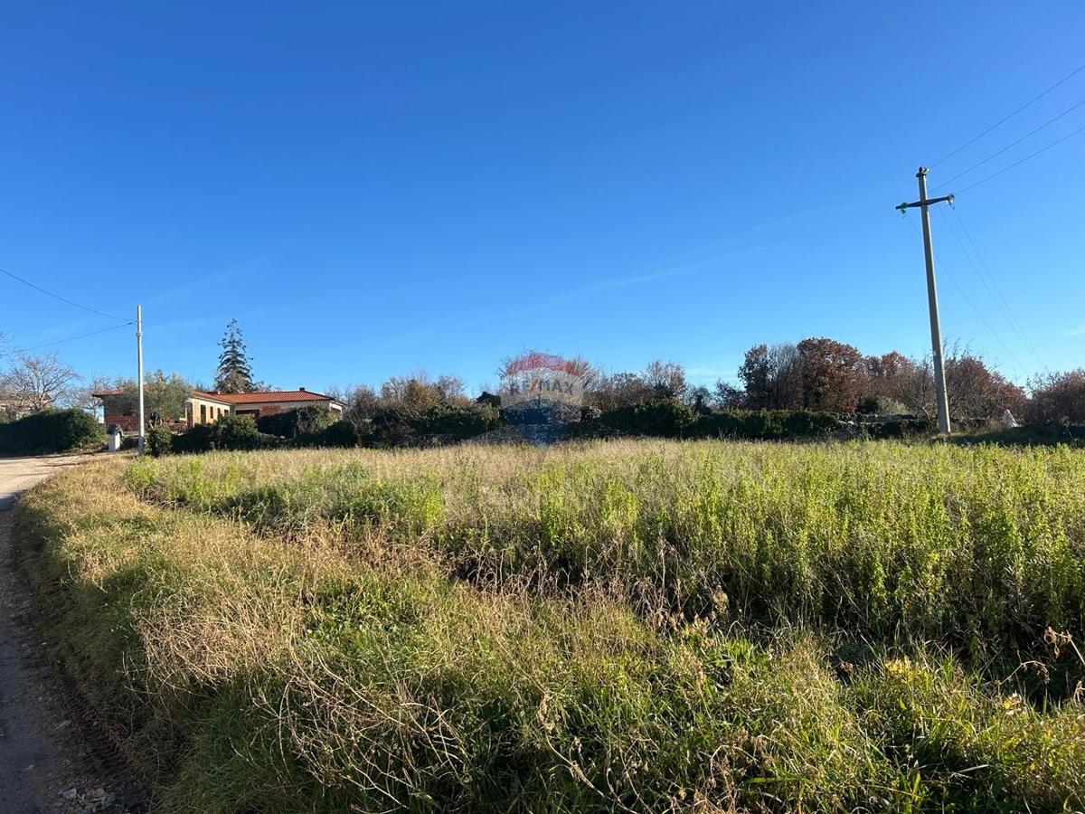 Terreno edificabile Tinjan, 1.206m2