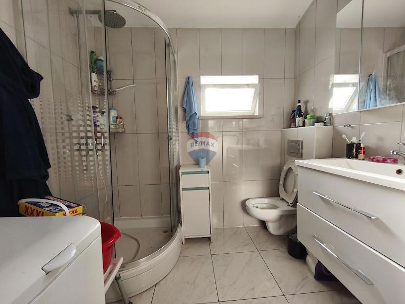 Casa Donja Drenova, Sveti Ivan Zelina, 580m2