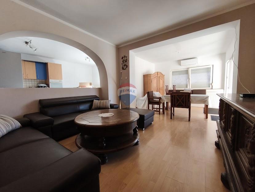 Casa Donja Drenova, Sveti Ivan Zelina, 580m2