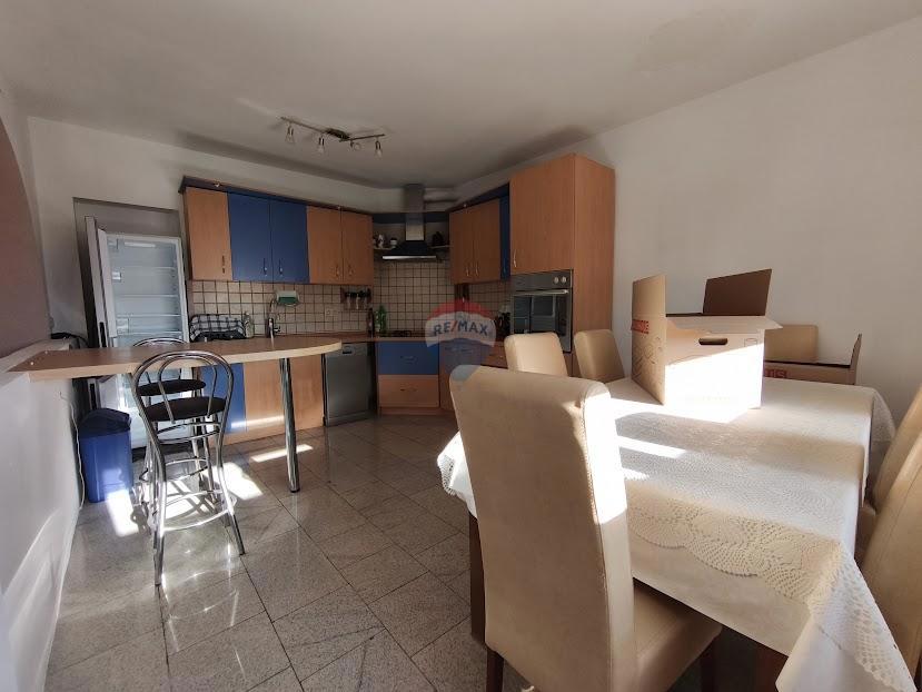 Casa Donja Drenova, Sveti Ivan Zelina, 580m2