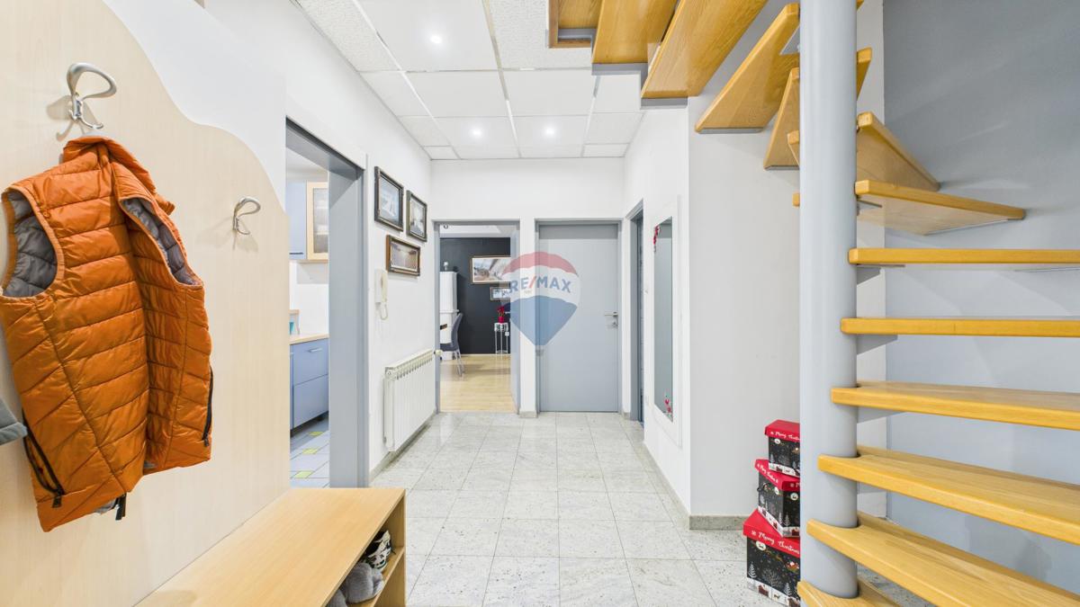 Appartamento Police Pirišće, Ozalj, 78m2