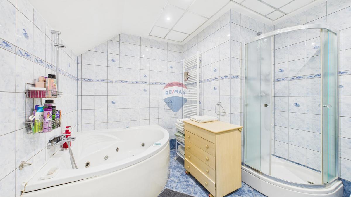 Appartamento Police Pirišće, Ozalj, 78m2