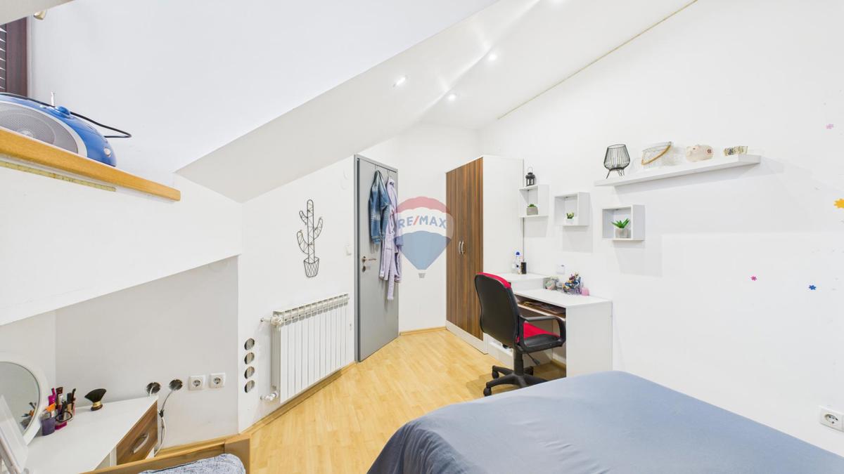 Appartamento Police Pirišće, Ozalj, 78m2