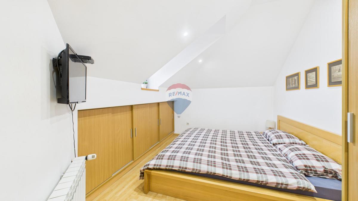 Appartamento Police Pirišće, Ozalj, 78m2