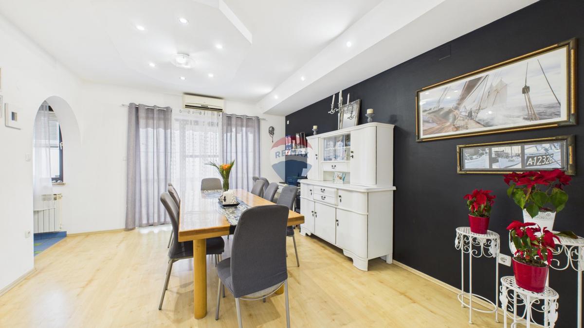 Appartamento Police Pirišće, Ozalj, 78m2