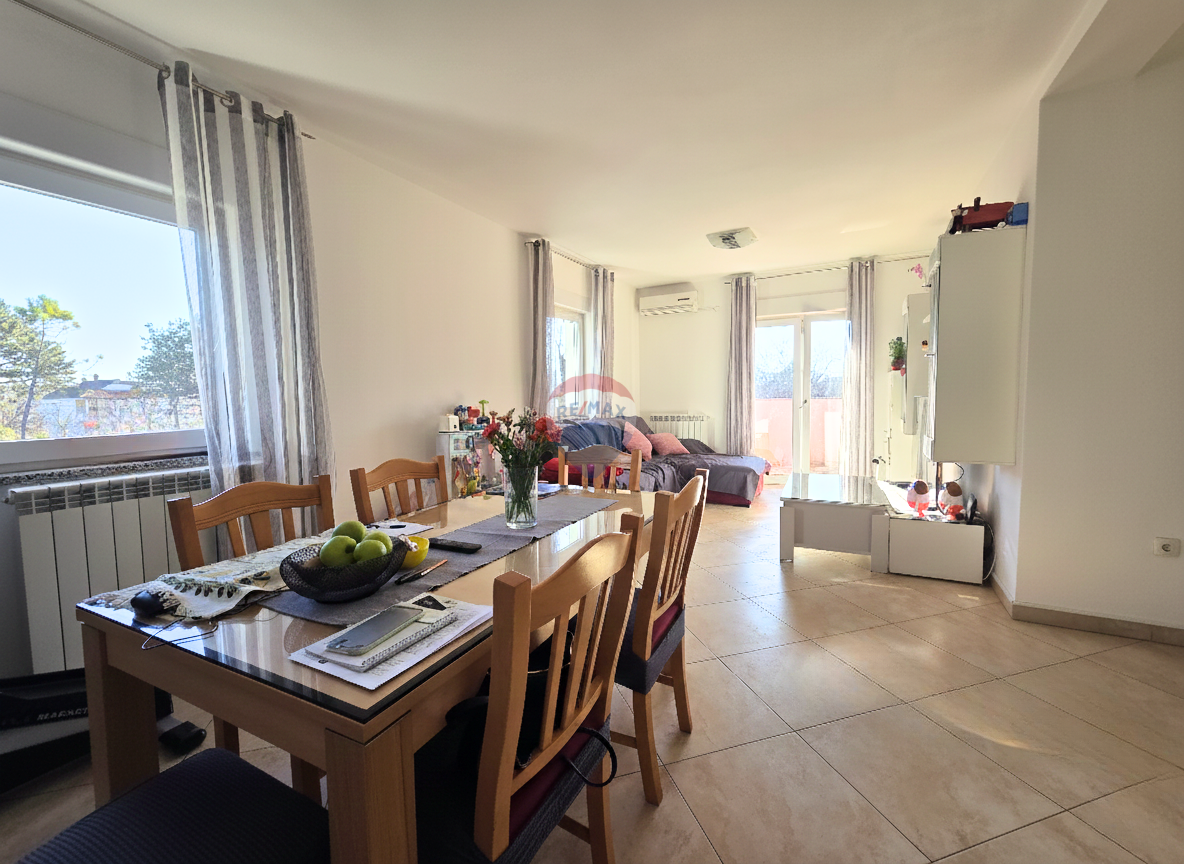 Appartamento Dražice, Jelenje, 77m2