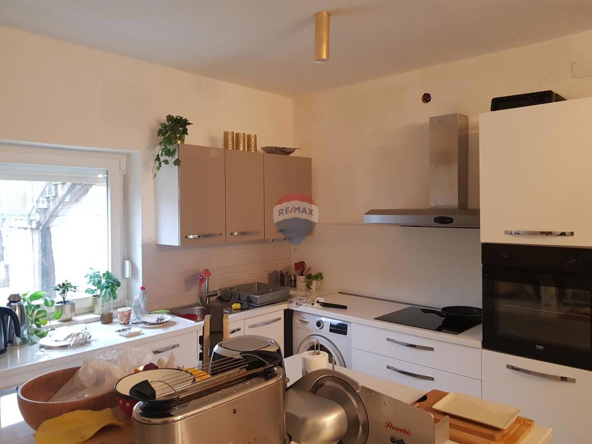 Appartamento Veprinac, Opatija - Okolica, 83m2