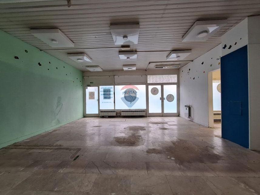 Attività commerciale Galženica, Velika Gorica, 178m2