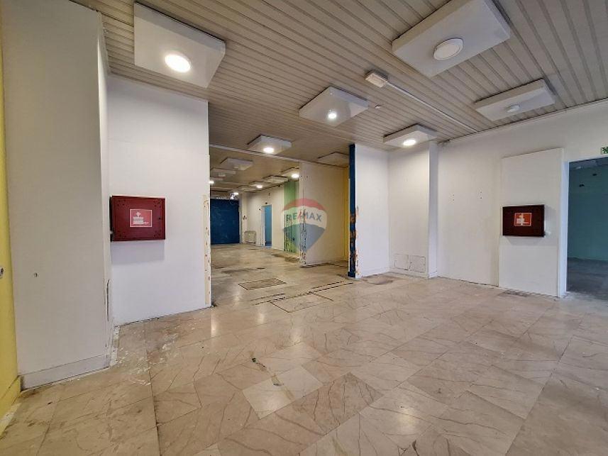 Attività commerciale Galženica, Velika Gorica, 178m2