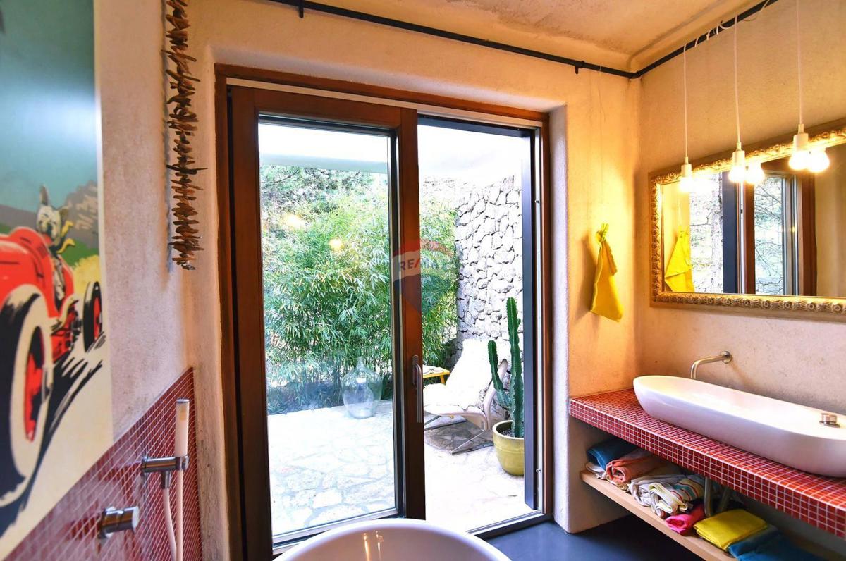 Casa Glavani, Kostrena, 250m2