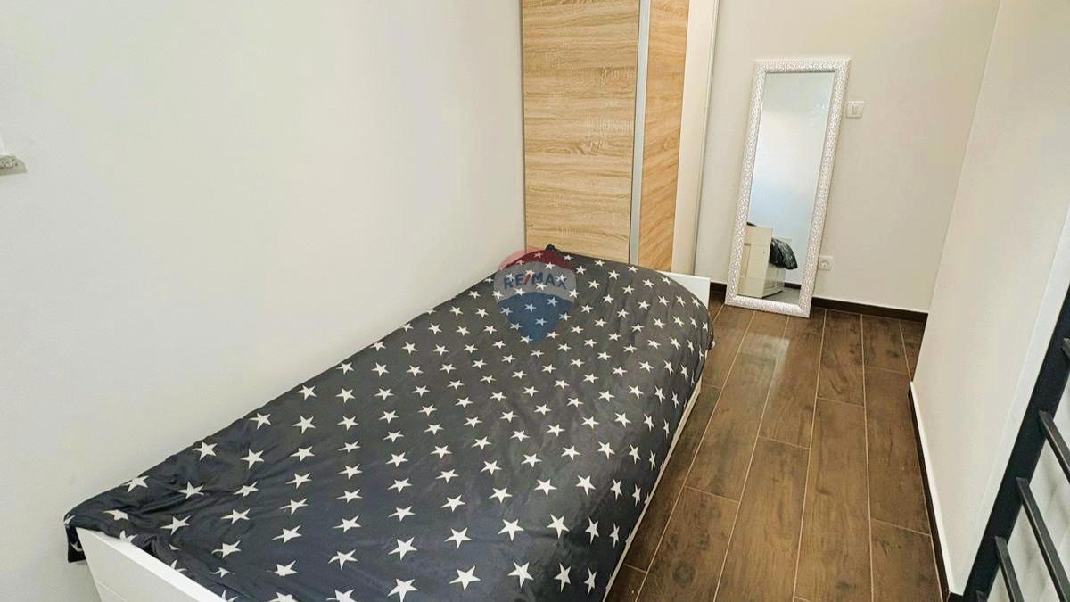 Istria, Novigrad, appartamento con una camera e soppalco, a 200 m dal mare