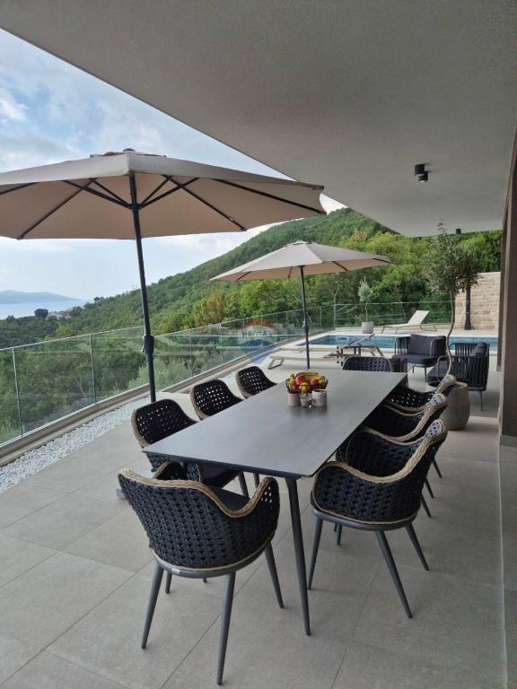 Casa Medveja, Lovran, 235m2