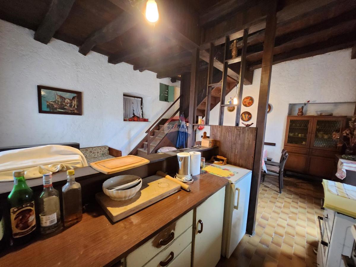 Casa Sovinjak, Buzet, 165,50m2