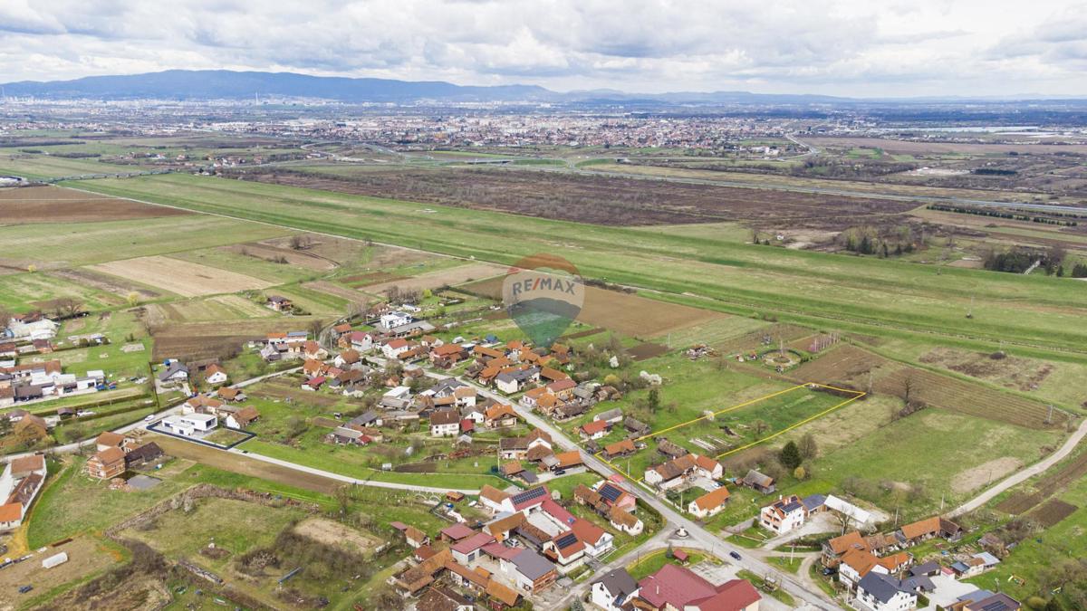 Terreno edificabile Okuje, Velika Gorica - Okolica, 4.963m2
