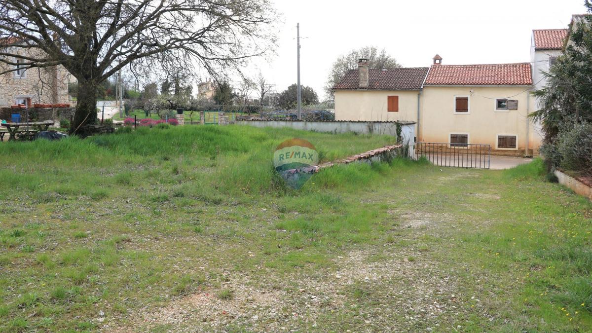 Terreno edificabile Kaštelir, Kaštelir-Labinci, 907m2