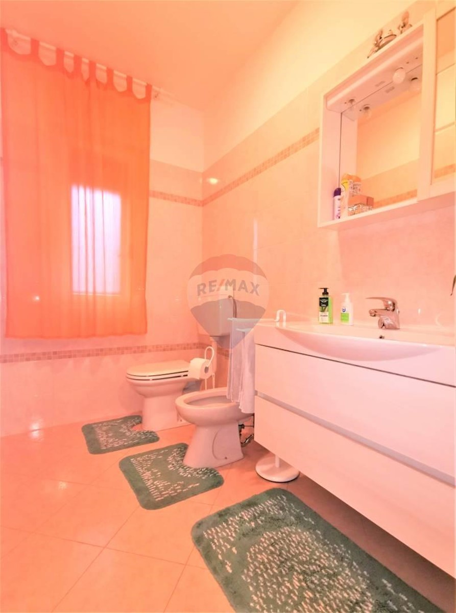 Villa Singola/Casa Vacanza Grožnjan, 280m2