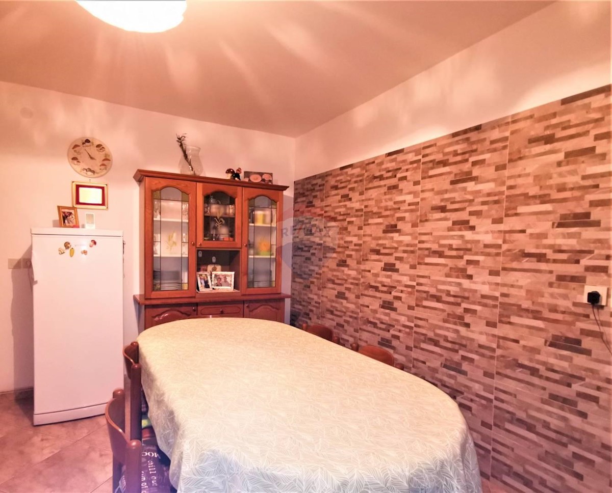 Villa Singola/Casa Vacanza Grožnjan, 280m2