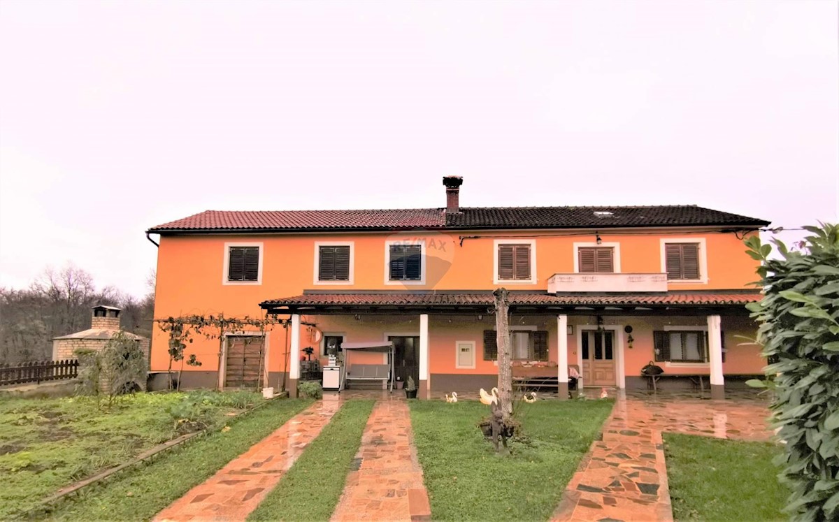 Villa Singola/Casa Vacanza Grožnjan, 280m2