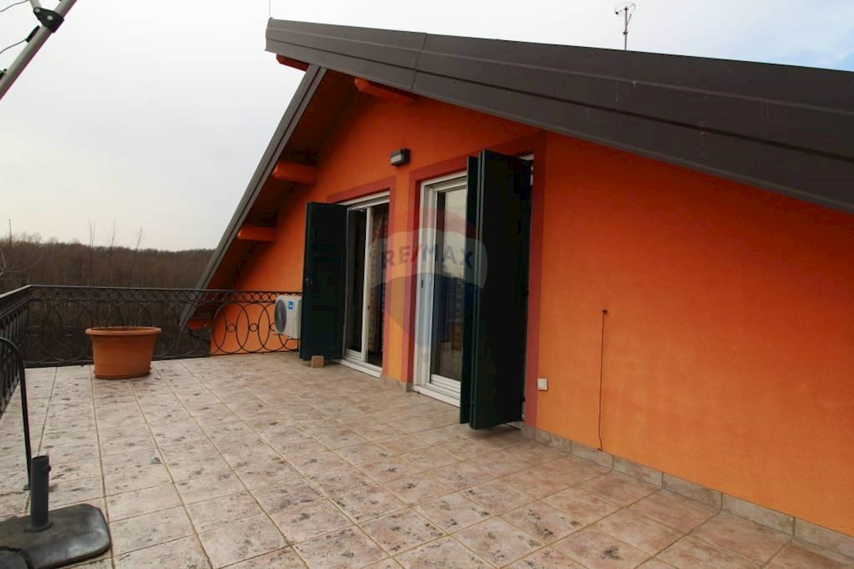 Villa Singola/Casa Vacanza Sesvetska sela, Sesvete, 340m2