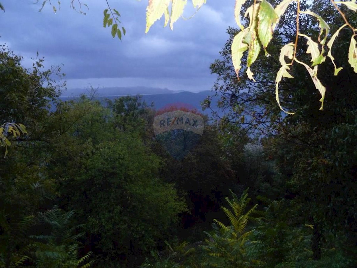 Terreno edificabile Brseč, Mošćenička Draga, 1.302m2