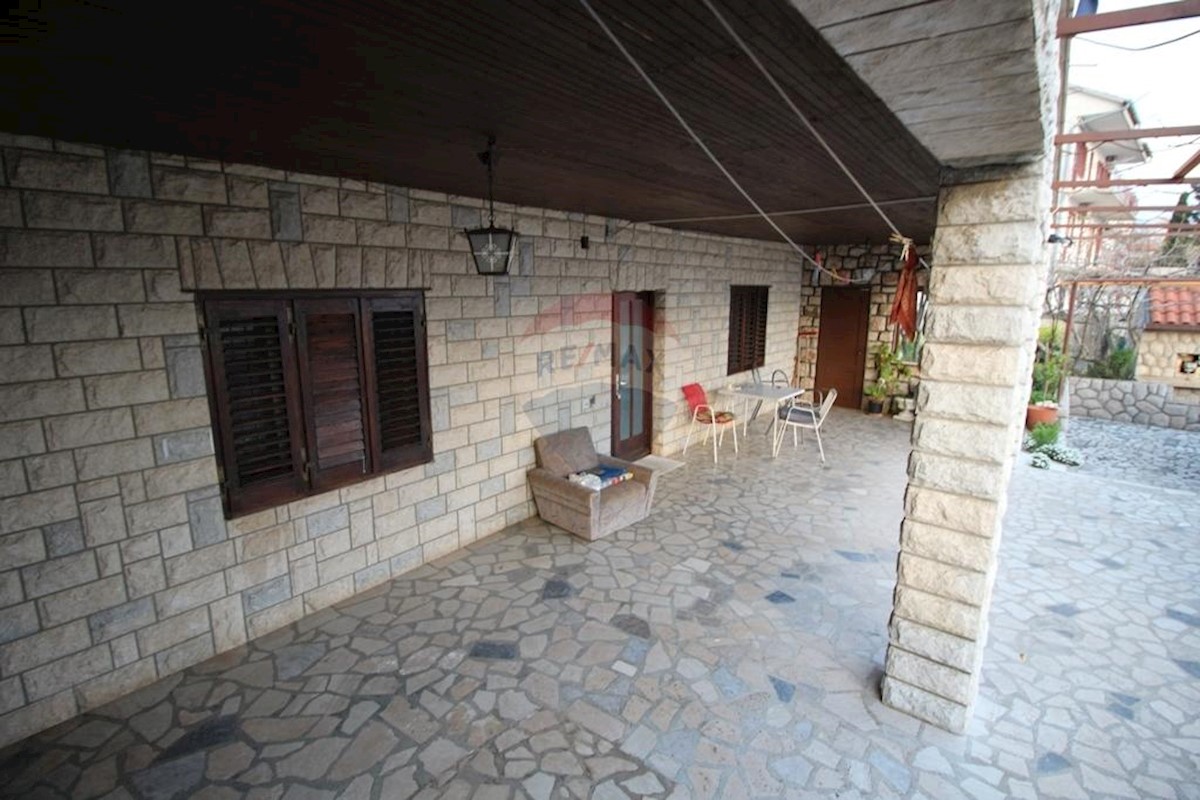 Villa Singola/Casa Vacanza Novi Vinodolski, 500m2