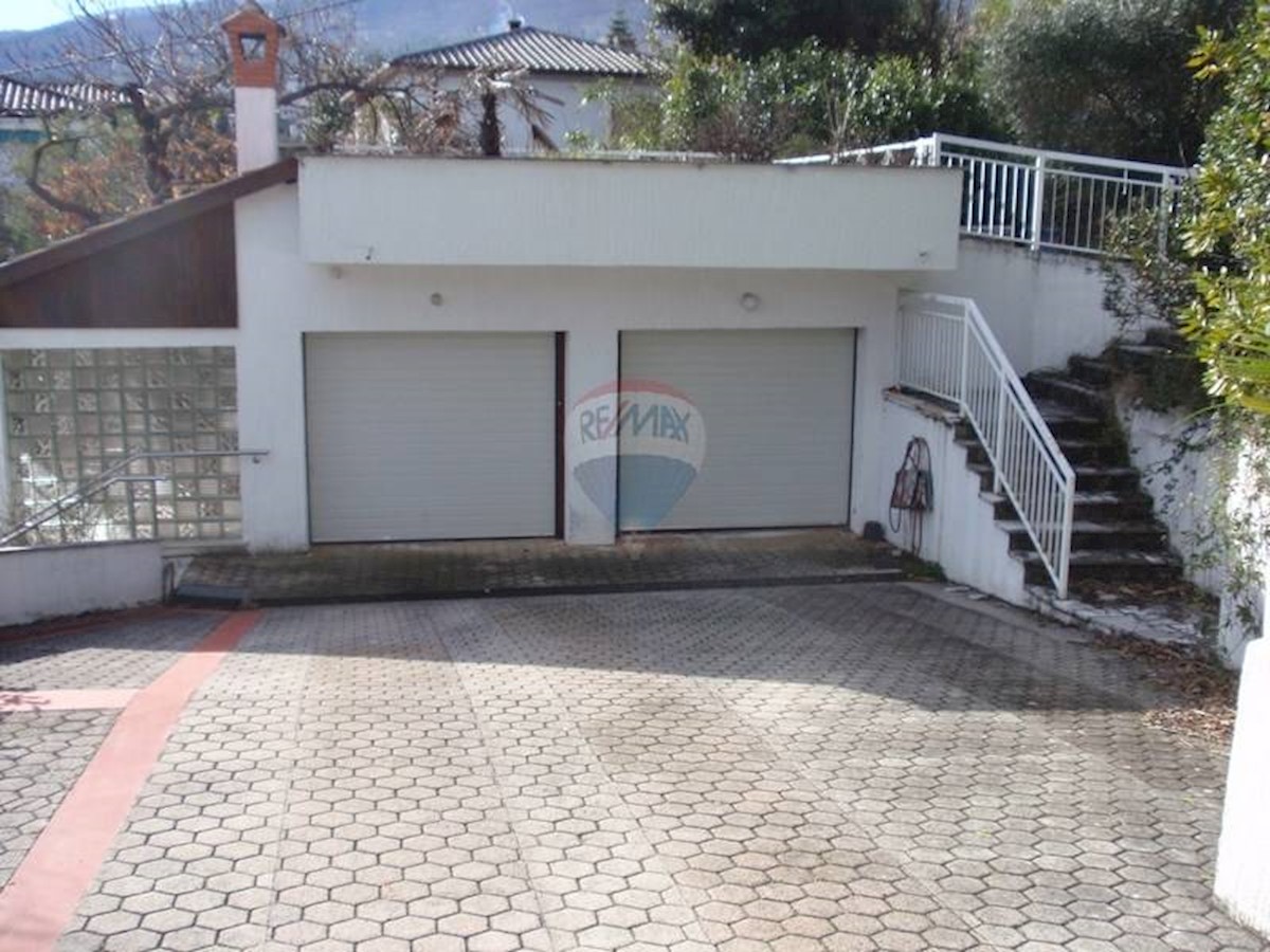 Villa Singola/Casa Vacanza Ičići, Opatija - Okolica, 320m2