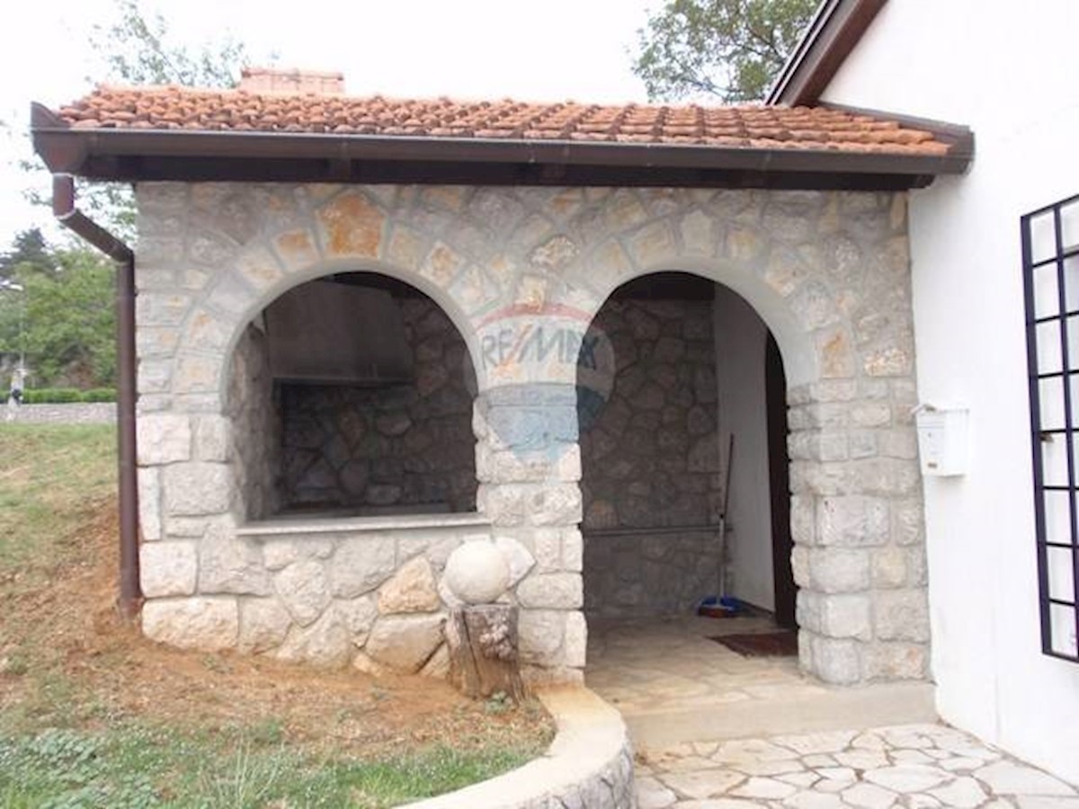 Villa Singola/Casa Vacanza Rešetari, Kastav, 715m2