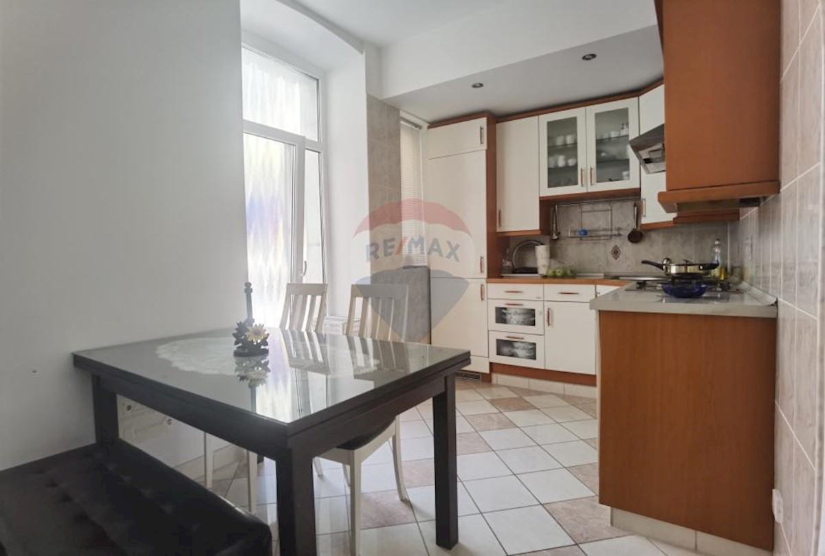 Appartamento Centar, Pula, 113,01m2