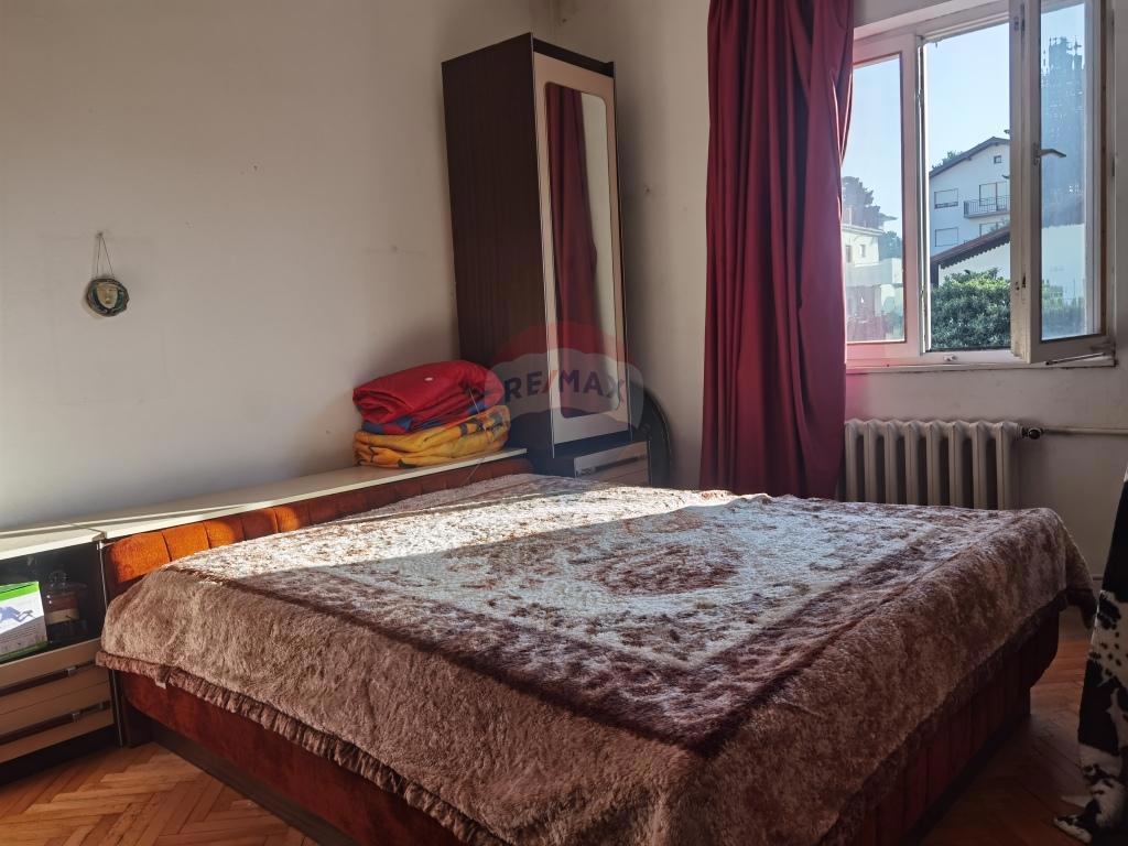 Istria, Pola, Veruda Porat – Casa indipendente a 220 m dal mare con ampio giardino